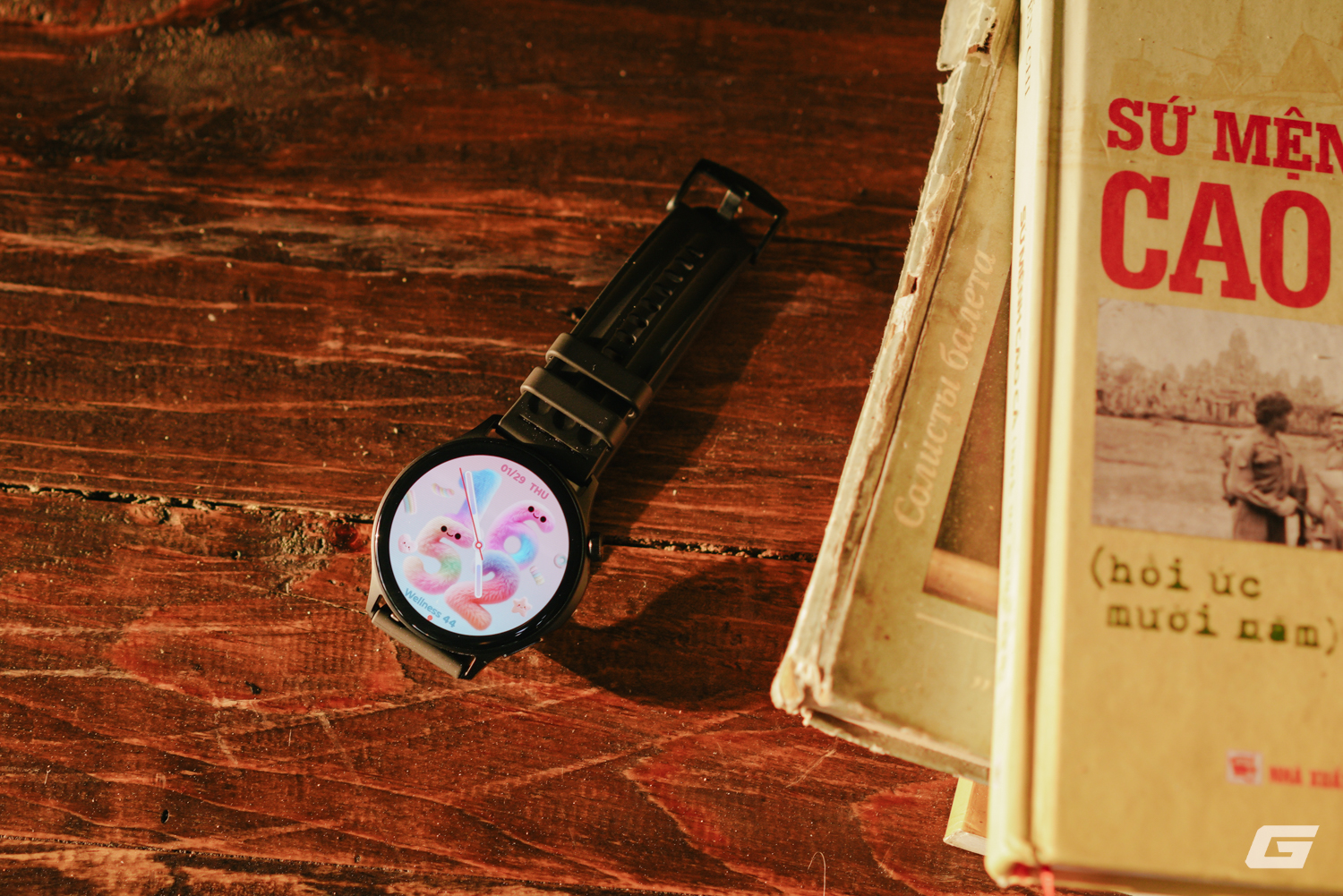 Trải nghiệm OPPO Watch S: Đeo nhẹ thoải m&aacute;i, pin tới 10 ng&agrave;y, thiết kế đặc biệt cho d&acirc;n "đi vụt"- Ảnh 4.