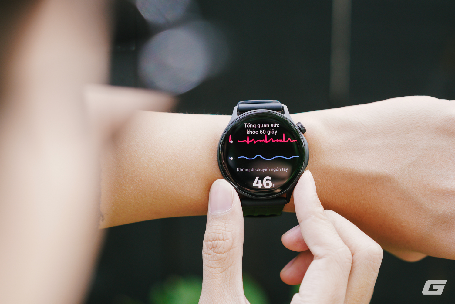 Trải nghiệm OPPO Watch S: Đeo nhẹ thoải m&aacute;i, pin tới 10 ng&agrave;y, thiết kế đặc biệt cho d&acirc;n "đi vụt"- Ảnh 13.