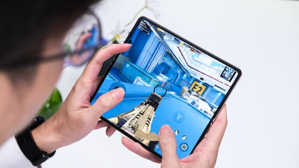 So s&aacute;nh c&aacute;c d&ograve;ng điện thoại HONOR tr&ecirc;n thị trường v&agrave; lựa chọn ph&ugrave; hợp cho người d&ugrave;ng - Ảnh 4.