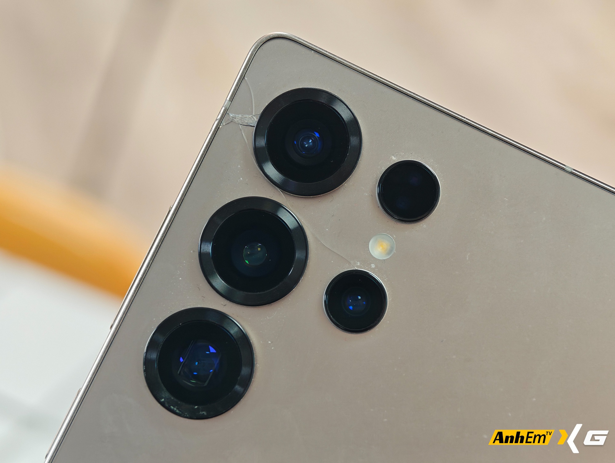 Reviewer Hải Triều đ&aacute;nh gi&aacute; Galaxy S25 Ultra sau 1 năm sử dụng: Kh&ocirc;ng chỉ l&agrave; smartphone, m&agrave; l&agrave; "cần c&acirc;u cơm" thực sự- Ảnh 8.