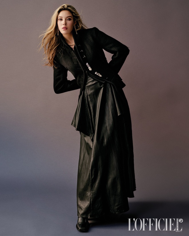 Profile "khủng" của "c&ocirc;ng ch&uacute;a tuyết" hot nhất Olympic: 6 huy chương, 1580 điểm SAT, học vật l&yacute; lượng tử Stanford, kiếm 23 triệu đ&ocirc; - Ảnh 6.