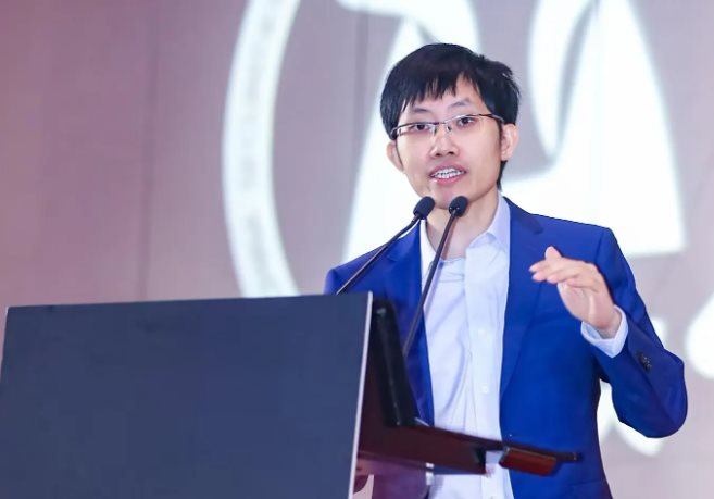 Sao ch&eacute;p tr&iacute; tuệ nh&acirc;n tạo của Mỹ, Trung Quốc ' bỏ t&uacute;i' h&agrave;ng tỷ USD, c&oacute; founder th&agrave;nh tỷ ph&uacute; AI chỉ sau 1 đ&ecirc;m - Ảnh 2.