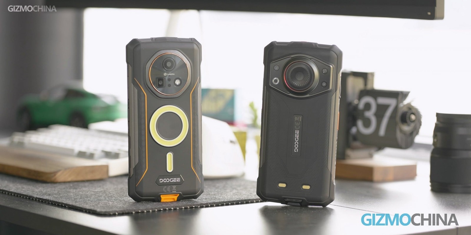 DOOGEE ra mắt bộ đ&ocirc;i điện thoại si&ecirc;u bền Fire 7 Pro v&agrave; Fire 7 Ultra: Pin 13.000mAh, t&iacute;ch hợp bộ đ&agrave;m v&agrave; đ&egrave;n cắm trại- Ảnh 1.