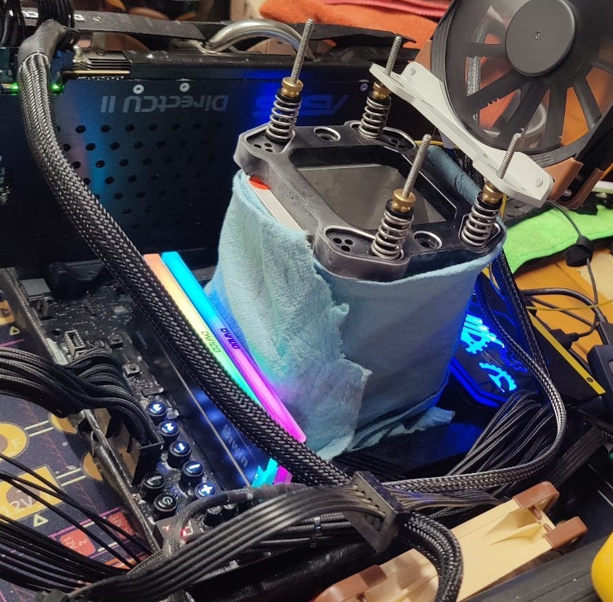 AMD Ryzen 9 9950X3D lập kỷ lục thế giới mới tr&ecirc;n PCMark 10 Express c&ugrave;ng bo mạch chủ ASRock - Ảnh 3.