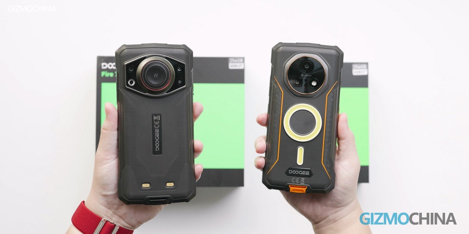 DOOGEE ra mắt bộ đ&ocirc;i điện thoại si&ecirc;u bền Fire 7 Pro v&agrave; Fire 7 Ultra: Pin 13.000mAh, t&iacute;ch hợp bộ đ&agrave;m v&agrave; đ&egrave;n cắm trại- Ảnh 2.