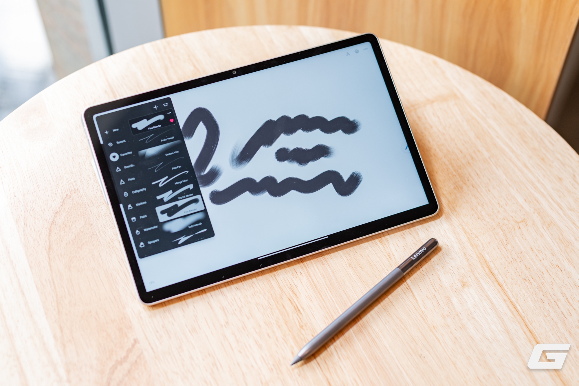 Trải nghiệm nhanh Lenovo Yoga Tab: Tablet AI liệu rằng đ&atilde; đủ để &ldquo;thay vai&rdquo; cho laptop?- Ảnh 13.