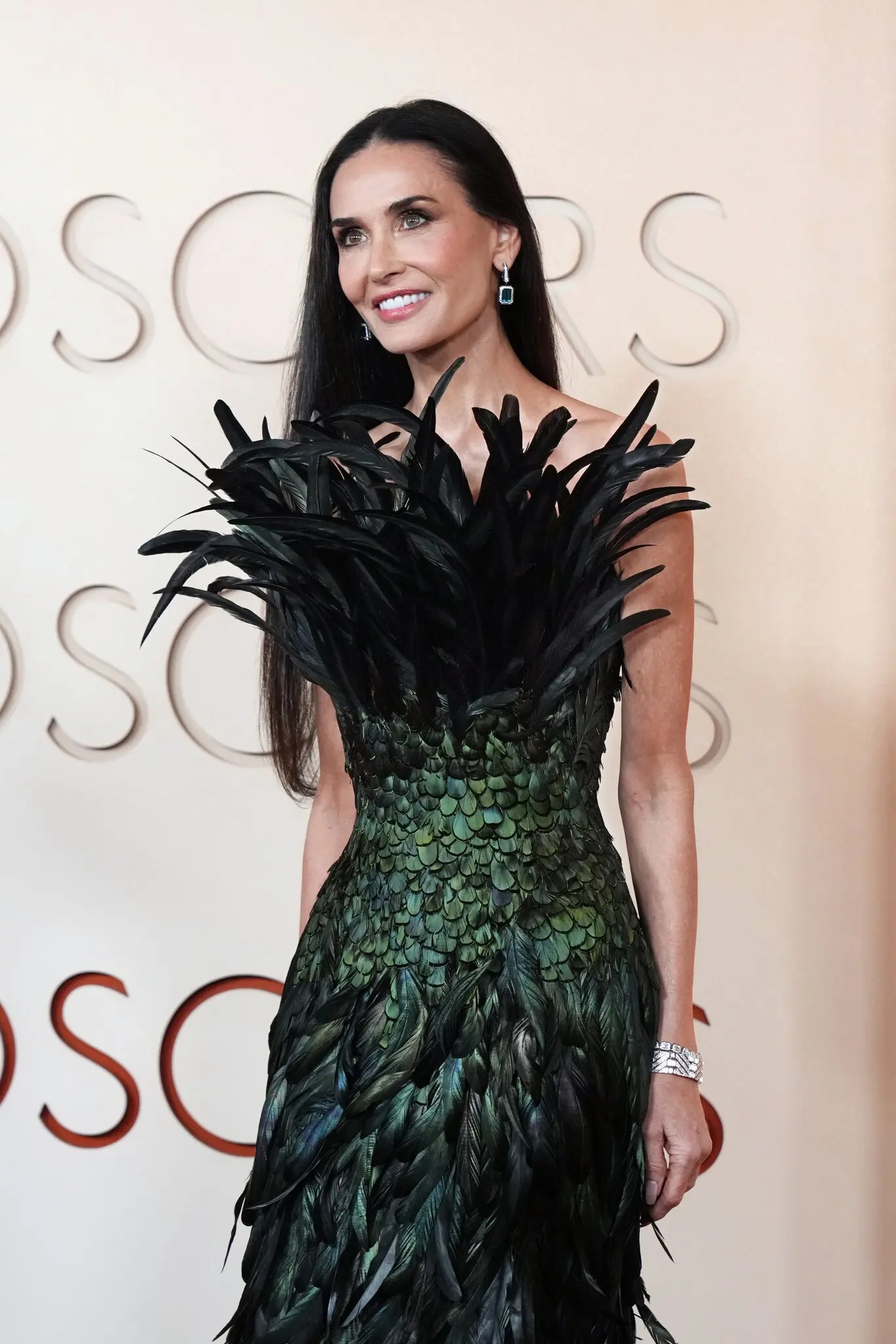 Oscar 2026: Phim của Leonardo DiCaprio thắng lớn, Timoth&eacute;e Chalamet kh&ocirc;ng thể chạm tay đến tượng v&agrave;ng- Ảnh 36.