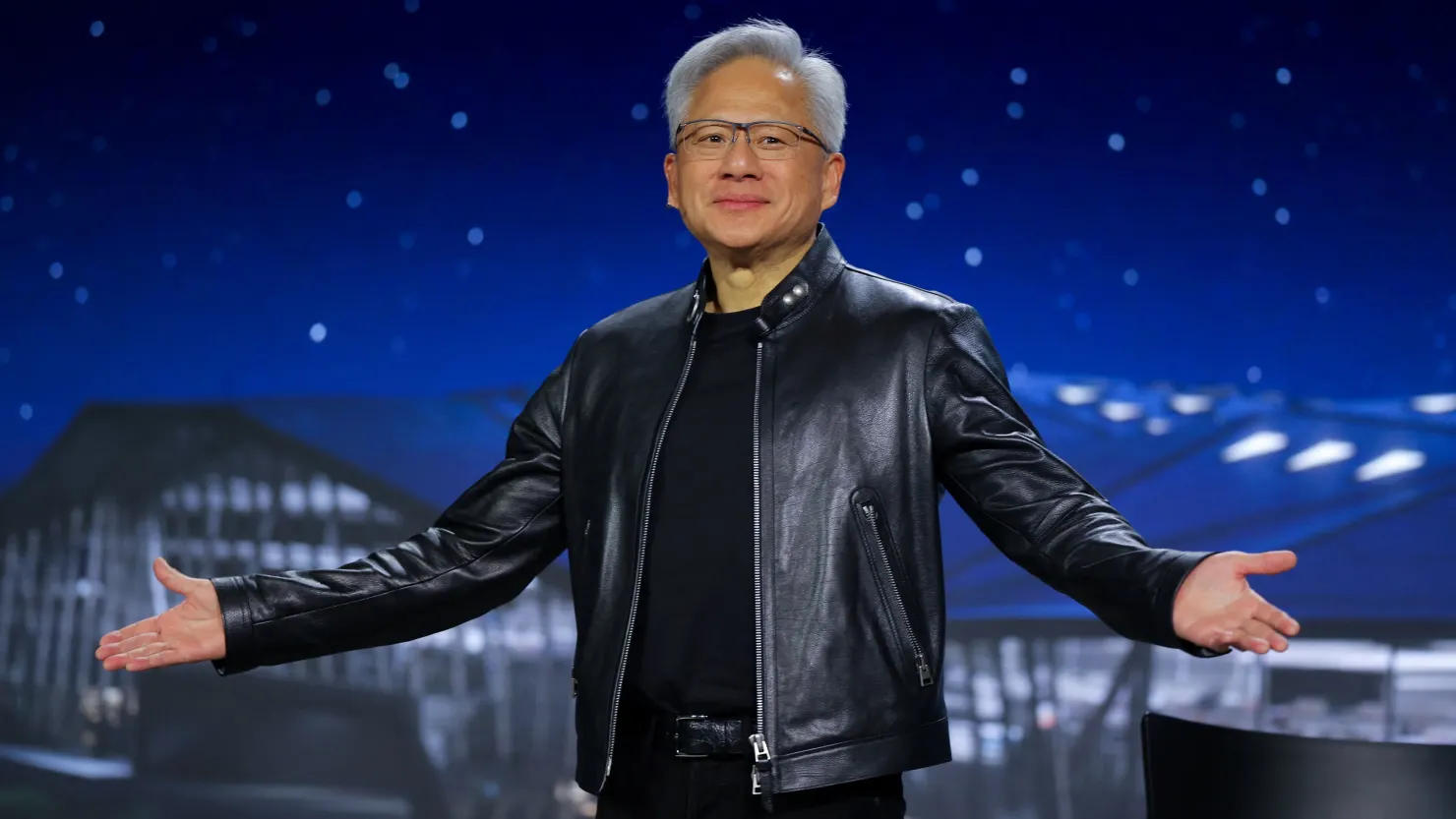 CEO NVIDIA Jensen Huang đ&aacute;p trả tranh c&atilde;i về DLSS 5: người d&ugrave;ng "đ&atilde; ho&agrave;n to&agrave;n sai"- Ảnh 1.