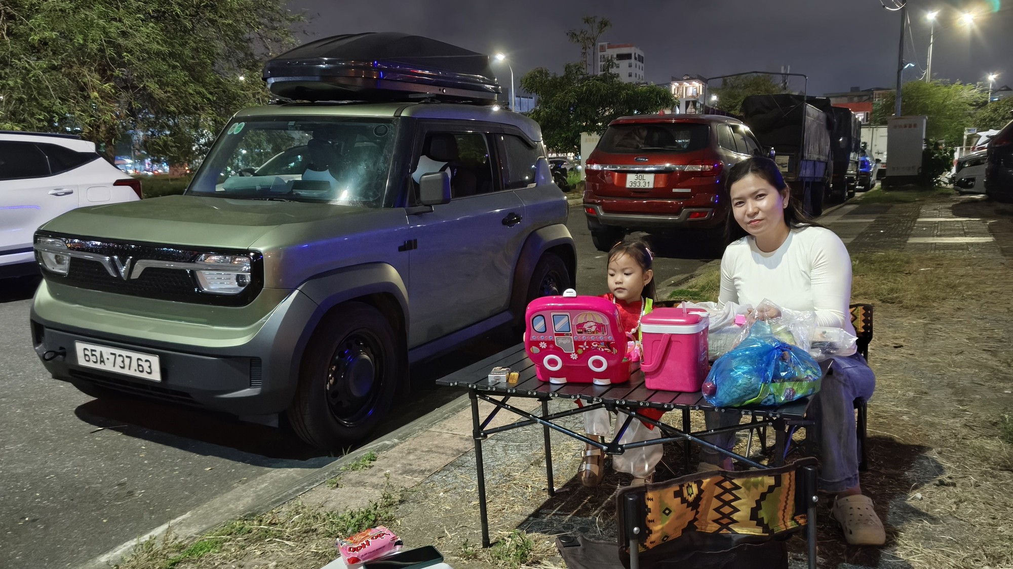 Xuy&ecirc;n Việt 5.500 km bằng VinFast VF 3: Sạc 53 lần, ngủ tr&ecirc;n xe thoải m&aacute;i, tiết kiệm hơn chục triệu v&agrave; vượt đ&egrave;o M&atilde; P&igrave; L&egrave;ng ngon ơ- Ảnh 9.