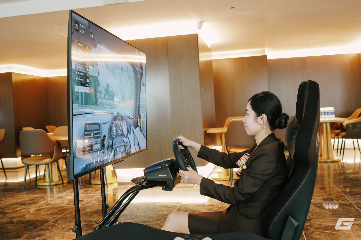 Kh&aacute;ch sạn 5 sao Grand Plaza H&agrave; Nội mở ri&ecirc;ng ph&ograve;ng giải tr&iacute; cho game thủ: Đầy đủ từ m&aacute;y t&iacute;nh, PlayStation 5 cho tới Nintendo Switch 2 - Ảnh 17.