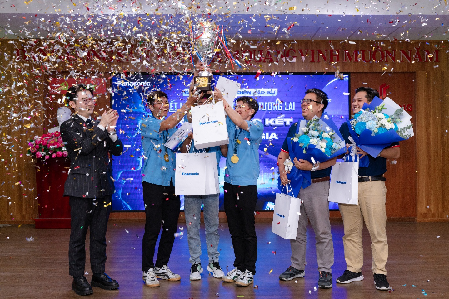 Kỹ Sư Điện Tập Sự 2025: Kết nối đam m&ecirc; &ndash; Bật s&aacute;ng tương lai cho sinh vi&ecirc;n ng&agrave;nh điện - Ảnh 4.