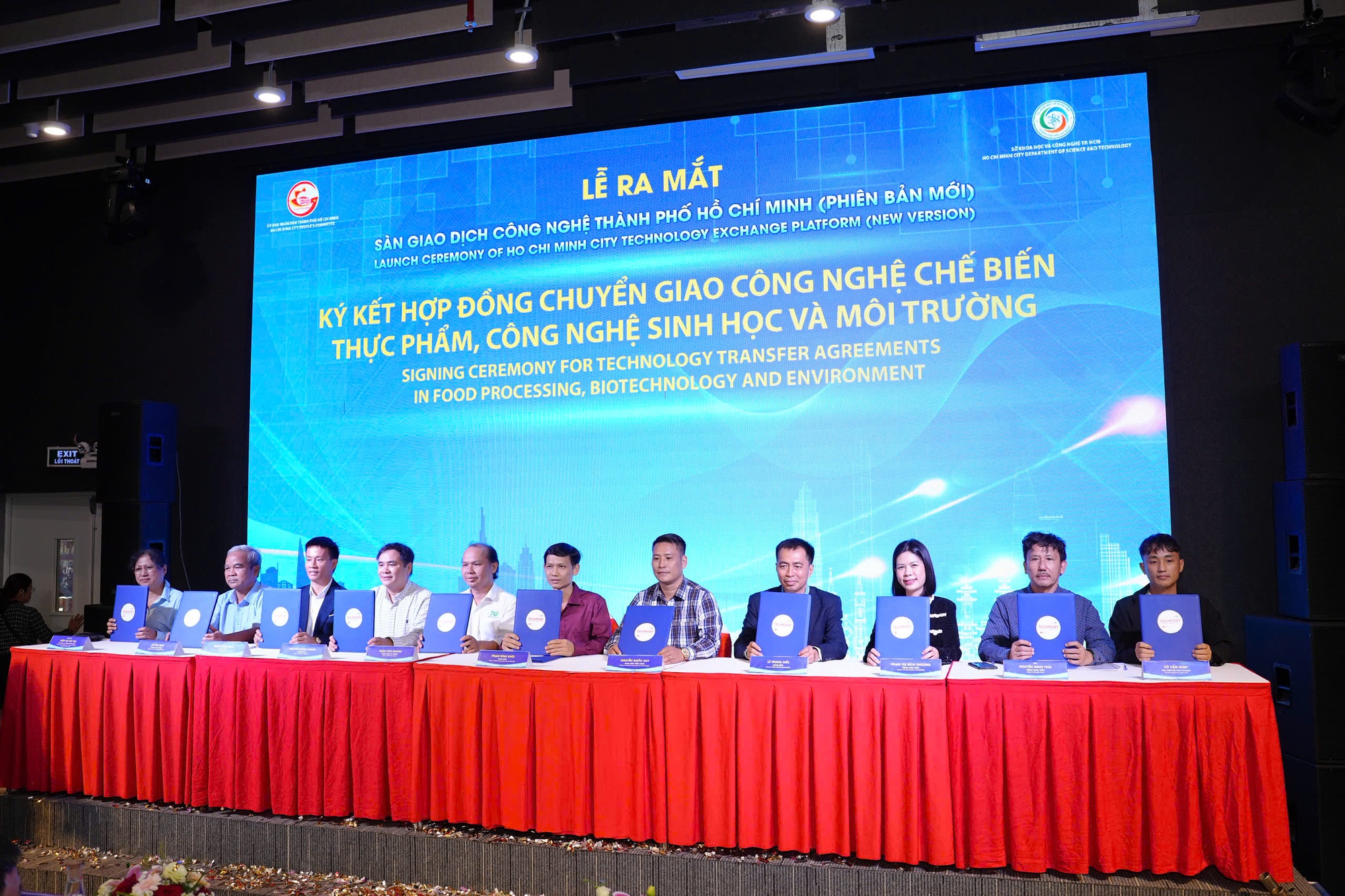 TPHCM ch&iacute;nh thức ra mắt s&agrave;n giao dịch c&ocirc;ng nghệ - Ảnh 4.