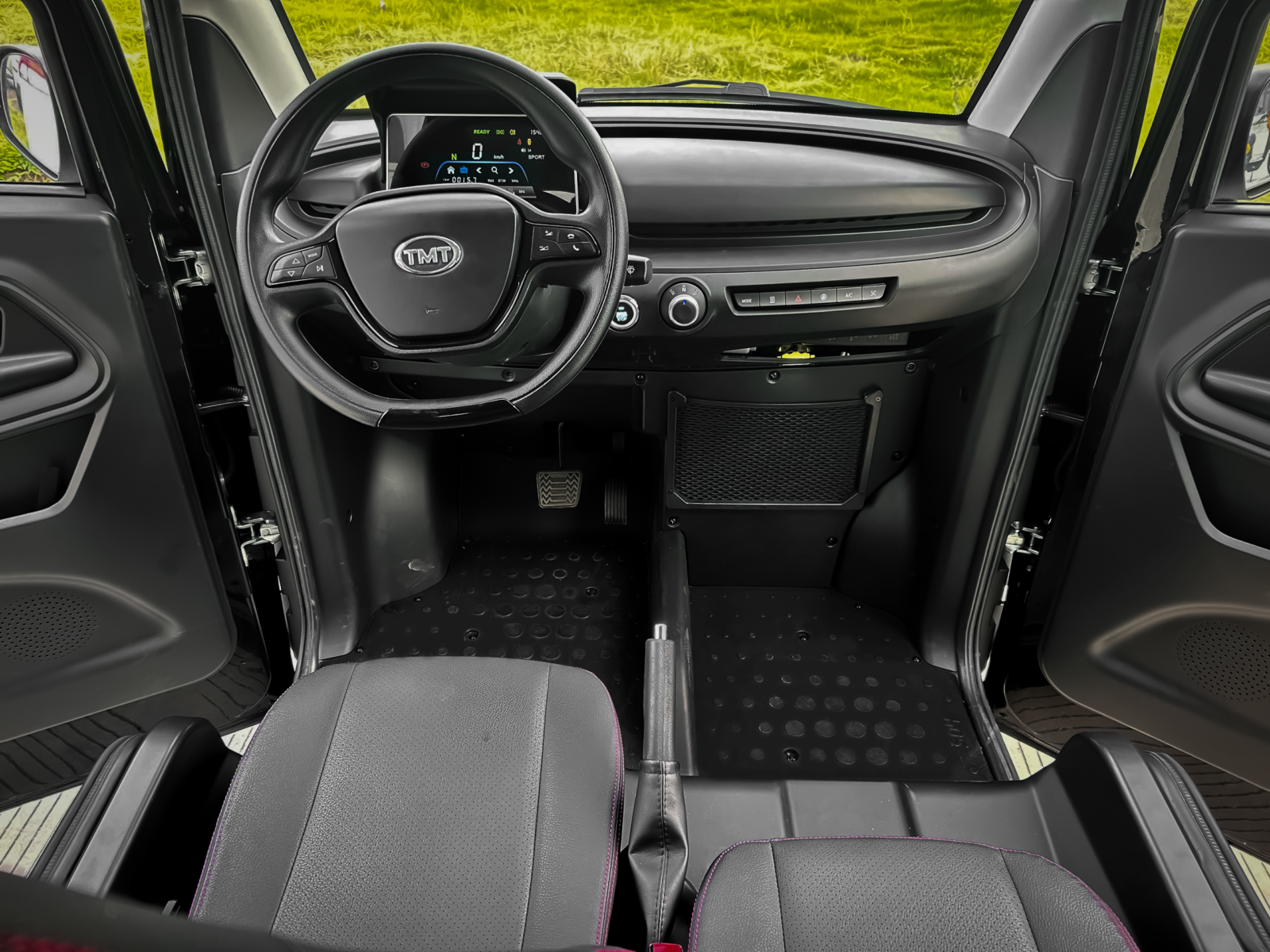 &Ocirc; t&ocirc; điện Việt Nam gi&aacute; từ 148 triệu đồng sắp ra mắt: Th&aacute;o pin như xe m&aacute;y, sạc được tại nh&agrave;, chạy gần 10 v&ograve;ng Hồ T&acirc;y mới hết pin- Ảnh 15.