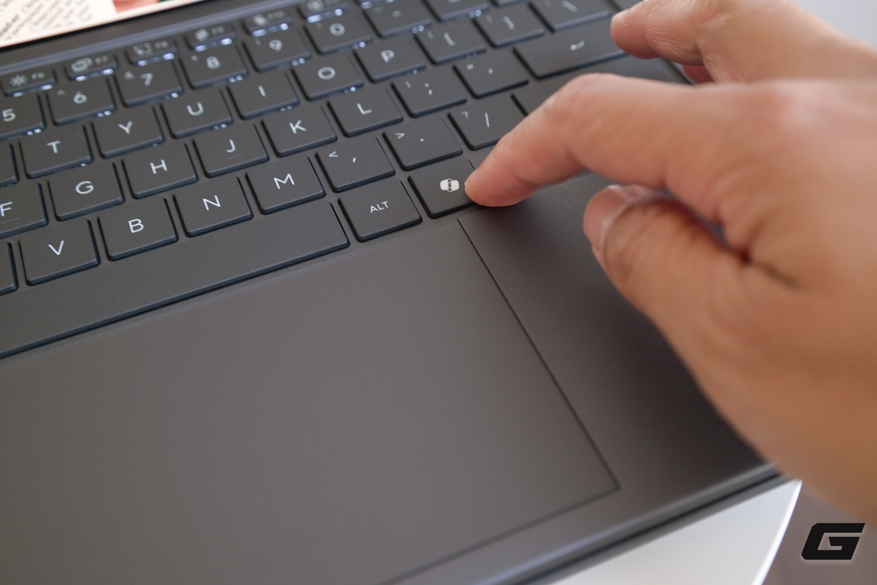 Tr&ecirc;n tay nhanh Zenbook Duo 2026: Laptop hai m&agrave;n h&igrave;nh thế hệ mới của Asus c&oacute; g&igrave; đ&aacute;ng ch&uacute; &yacute;?- Ảnh 24.