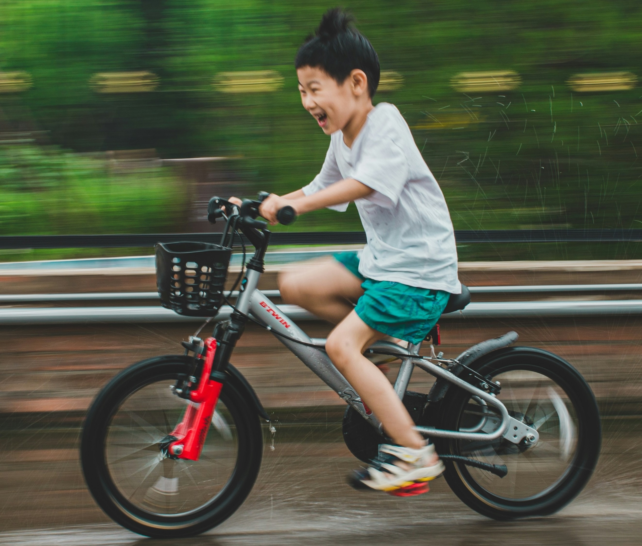 Vì sao đi xe đạp học một lần nhớ mãi còn chơi piano chỉ vài ngày đã quên và lời giải từ khoa học - Ảnh 1.