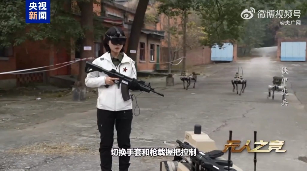 Trung Quốc tr&igrave;nh diễn bầy robot chiến đấu tự động với t&ecirc;n lửa si&ecirc;u nhỏ v&agrave; AI phối hợp - Ảnh 3.