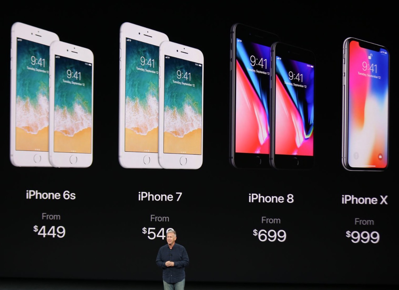 Thời smartphone gi&aacute; rẻ đ&atilde; chết: Khi &ldquo;ng&agrave;n đ&ocirc;&rdquo; kh&ocirc;ng c&ograve;n l&agrave; đỉnh - v&agrave; gi&aacute; trung b&igrave;nh giờ ngang ngửa chiếc iPhone đầu ti&ecirc;n - Ảnh 1.