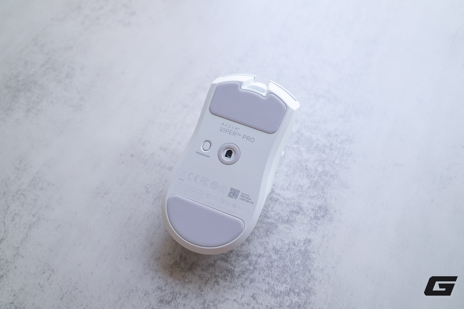 Tr&ecirc;n tay Razer Viper V4 Pro: Khi chuột esports tiến gần hơn tới giới hạn &ldquo;kh&ocirc;ng độ trễ&rdquo;- Ảnh 9.