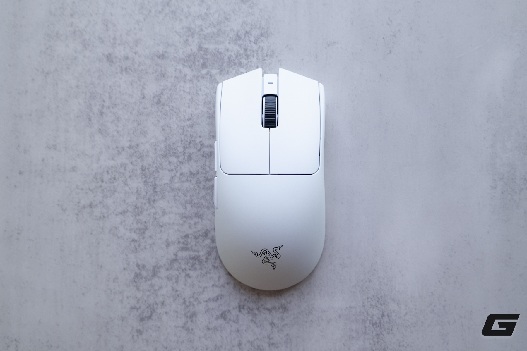 Tr&ecirc;n tay Razer Viper V4 Pro: Khi chuột esports tiến gần hơn tới giới hạn &ldquo;kh&ocirc;ng độ trễ&rdquo;- Ảnh 6.