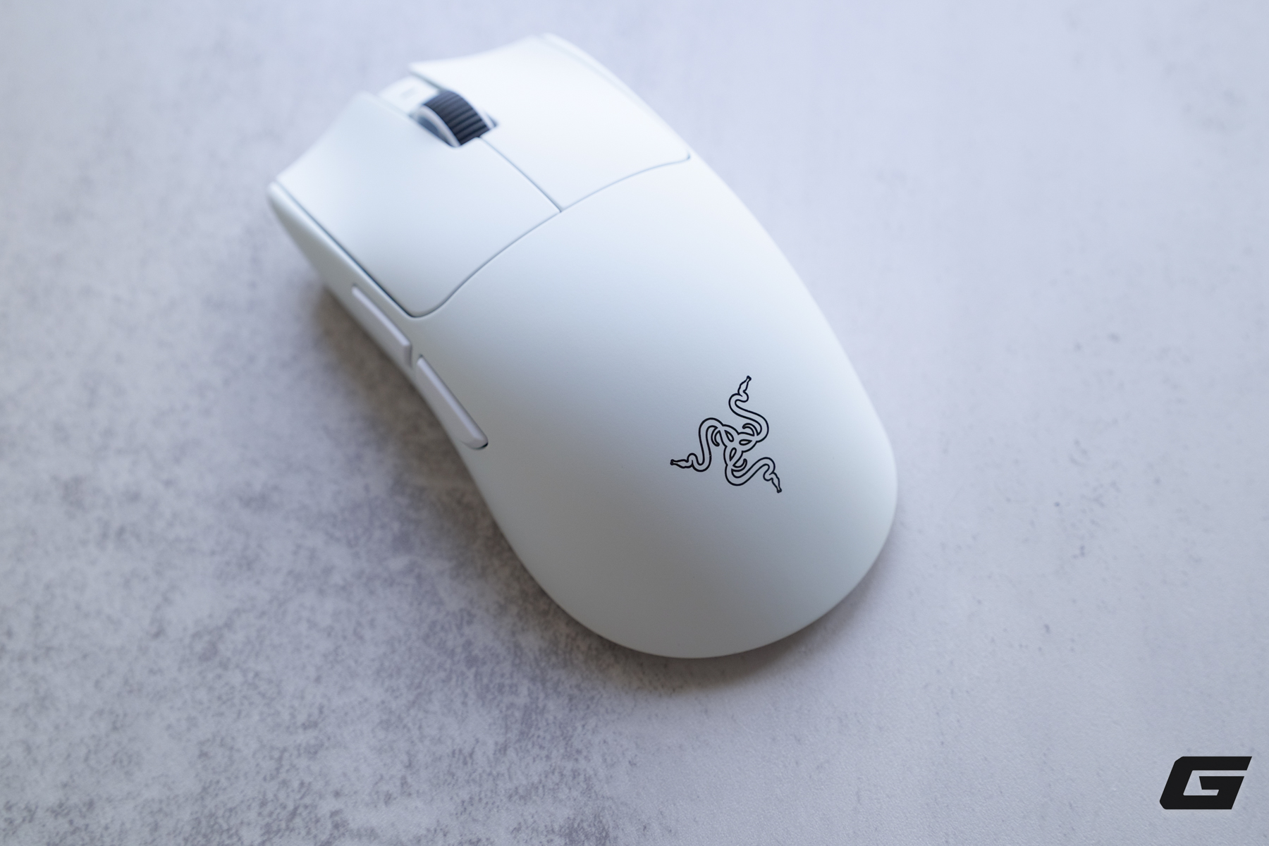 Tr&ecirc;n tay Razer Viper V4 Pro: Khi chuột esports tiến gần hơn tới giới hạn &ldquo;kh&ocirc;ng độ trễ&rdquo;- Ảnh 8.