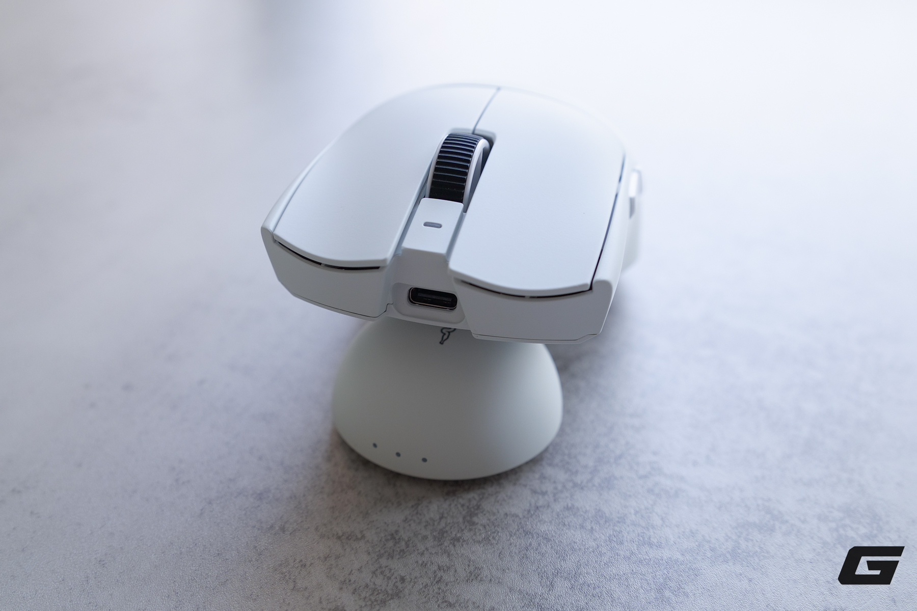 Tr&ecirc;n tay Razer Viper V4 Pro: Khi chuột esports tiến gần hơn tới giới hạn &ldquo;kh&ocirc;ng độ trễ&rdquo;- Ảnh 17.