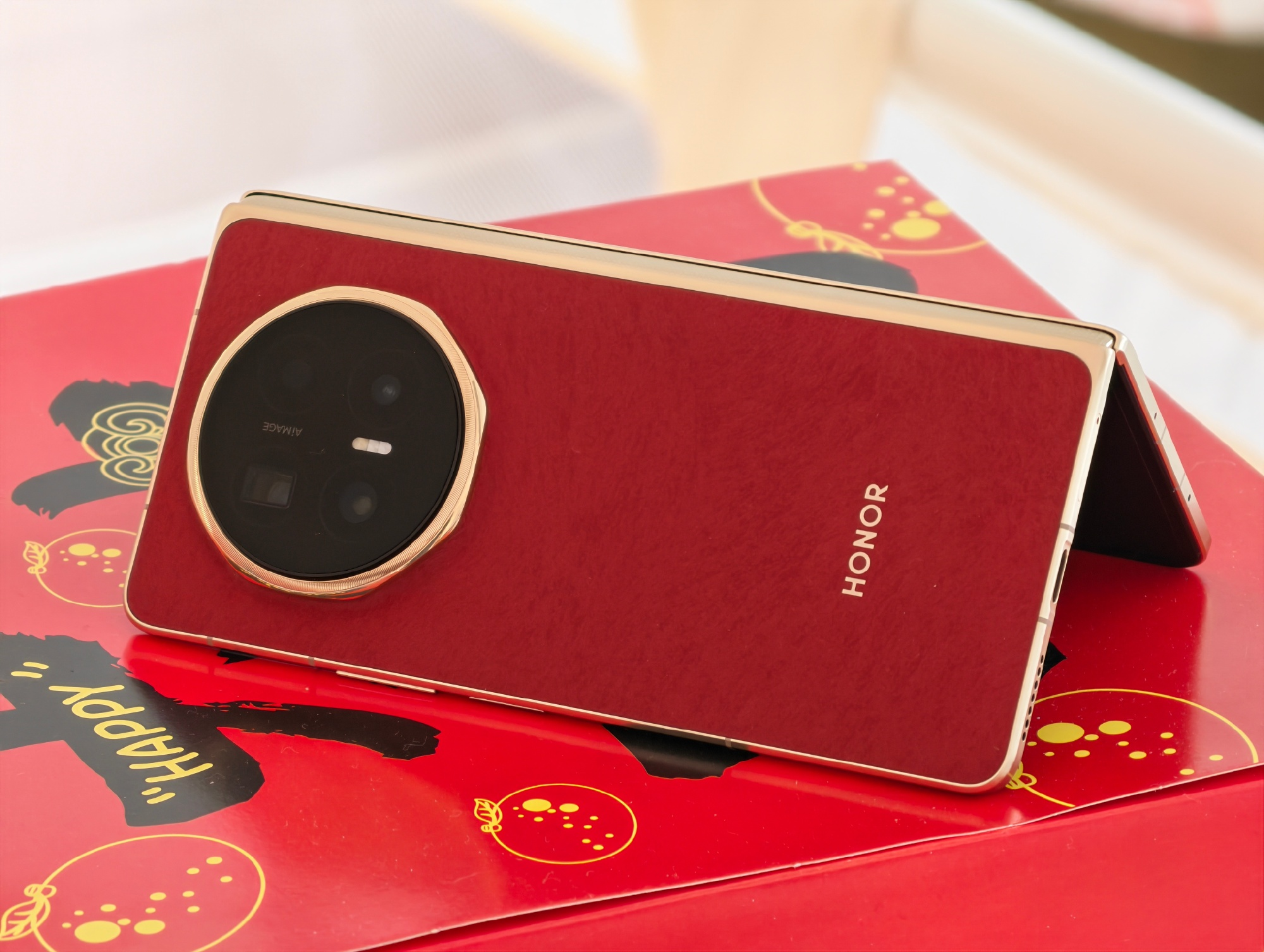 Honor Magic V6 ra mắt bản 7.150mAh tại Trung Quốc: Pin “khủng” hơn bản quốc tế, sạc 120W, màn hình gập sáng 6.000 nit 22 image 20260303 072105