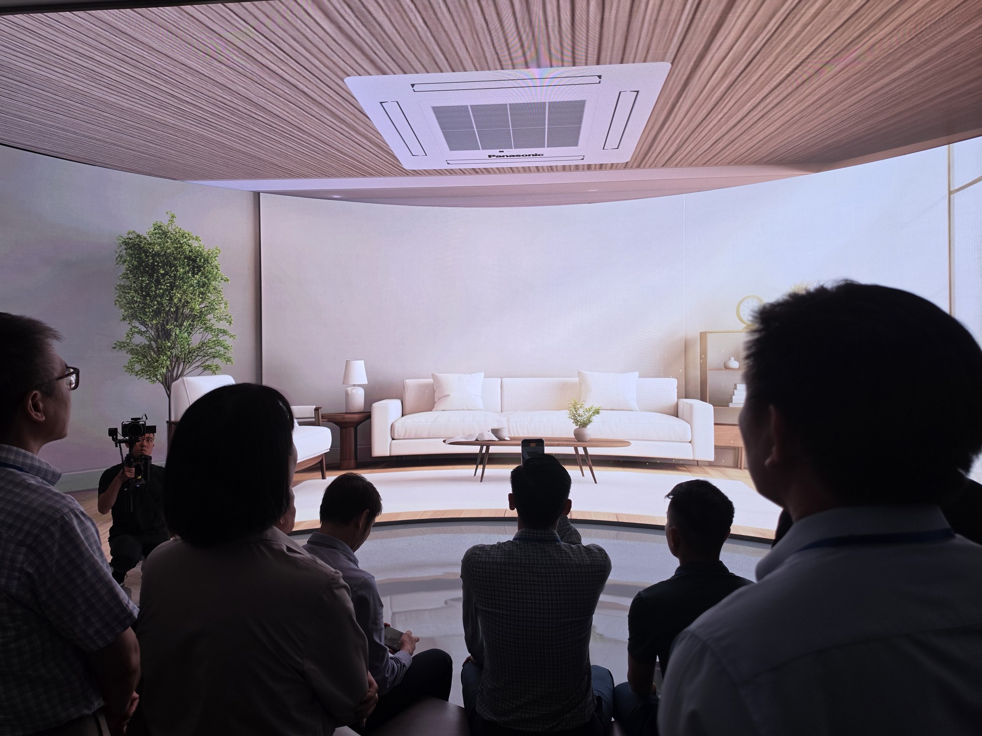 Panasonic mở trung t&acirc;m thử nghiệm điều h&ograve;a v&agrave; chất lượng kh&ocirc;ng kh&iacute; đầu ti&ecirc;n tại Việt Nam - Ảnh 2.