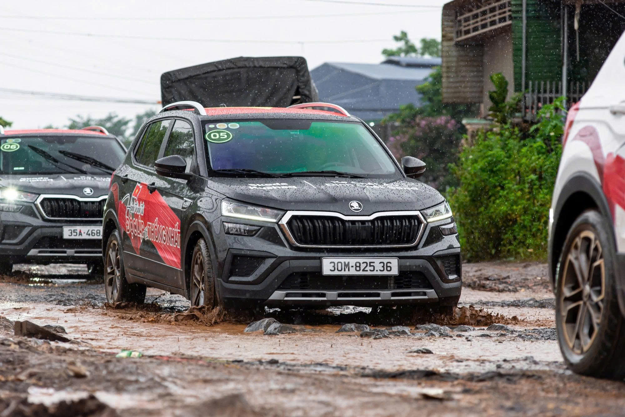 Sedan hạng D đang &lsquo;chết dần&rsquo; tại Việt Nam: Chuy&ecirc;n gia chỉ ra 3 nguy&ecirc;n nh&acirc;n ch&iacute;nh- Ảnh 2.