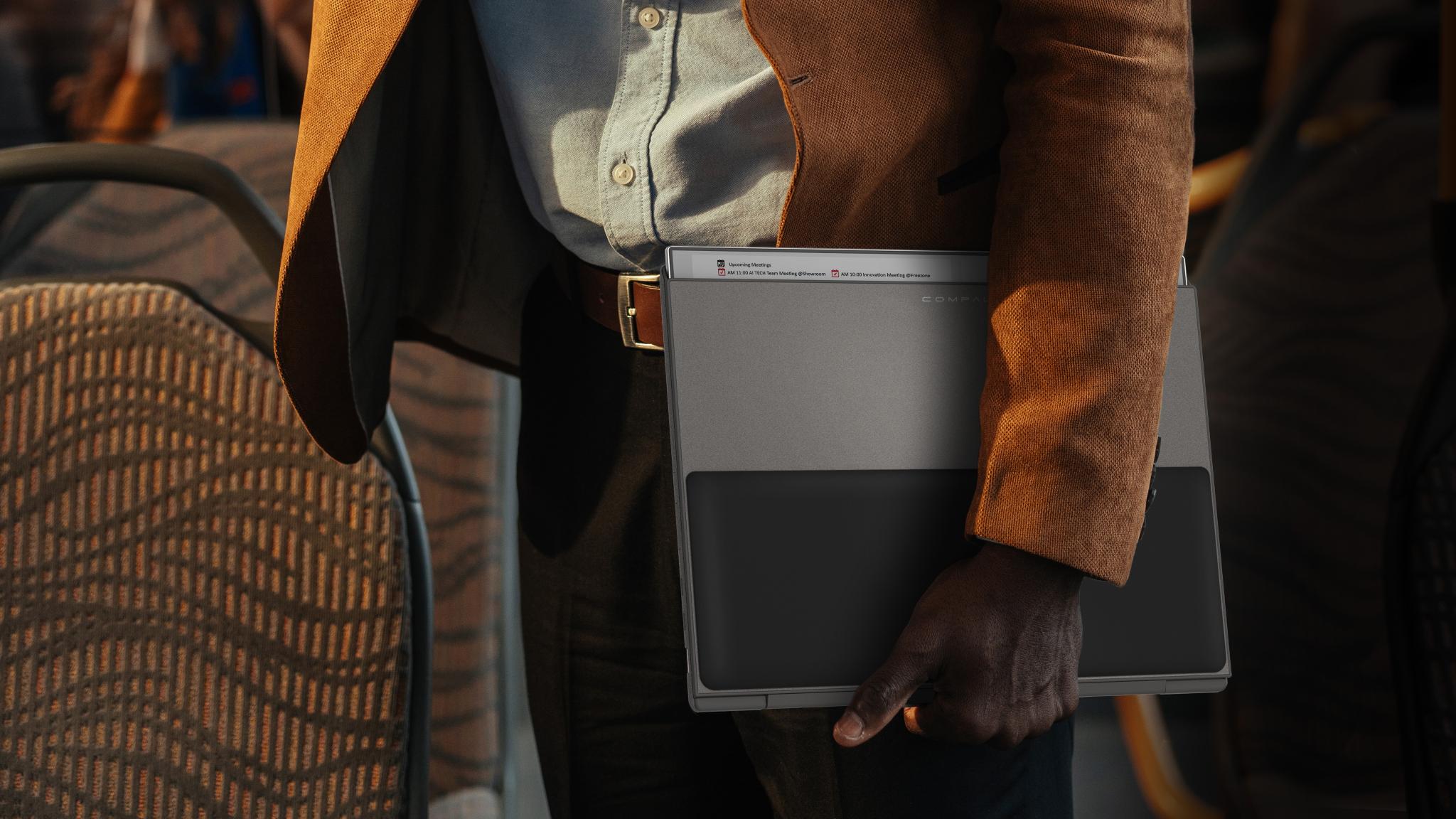 Compal AI Book: Mẫu laptop tích hợp màn hình phụ Kaleido 3 như máy đọc sách ở phần kê tay - Ảnh 2.