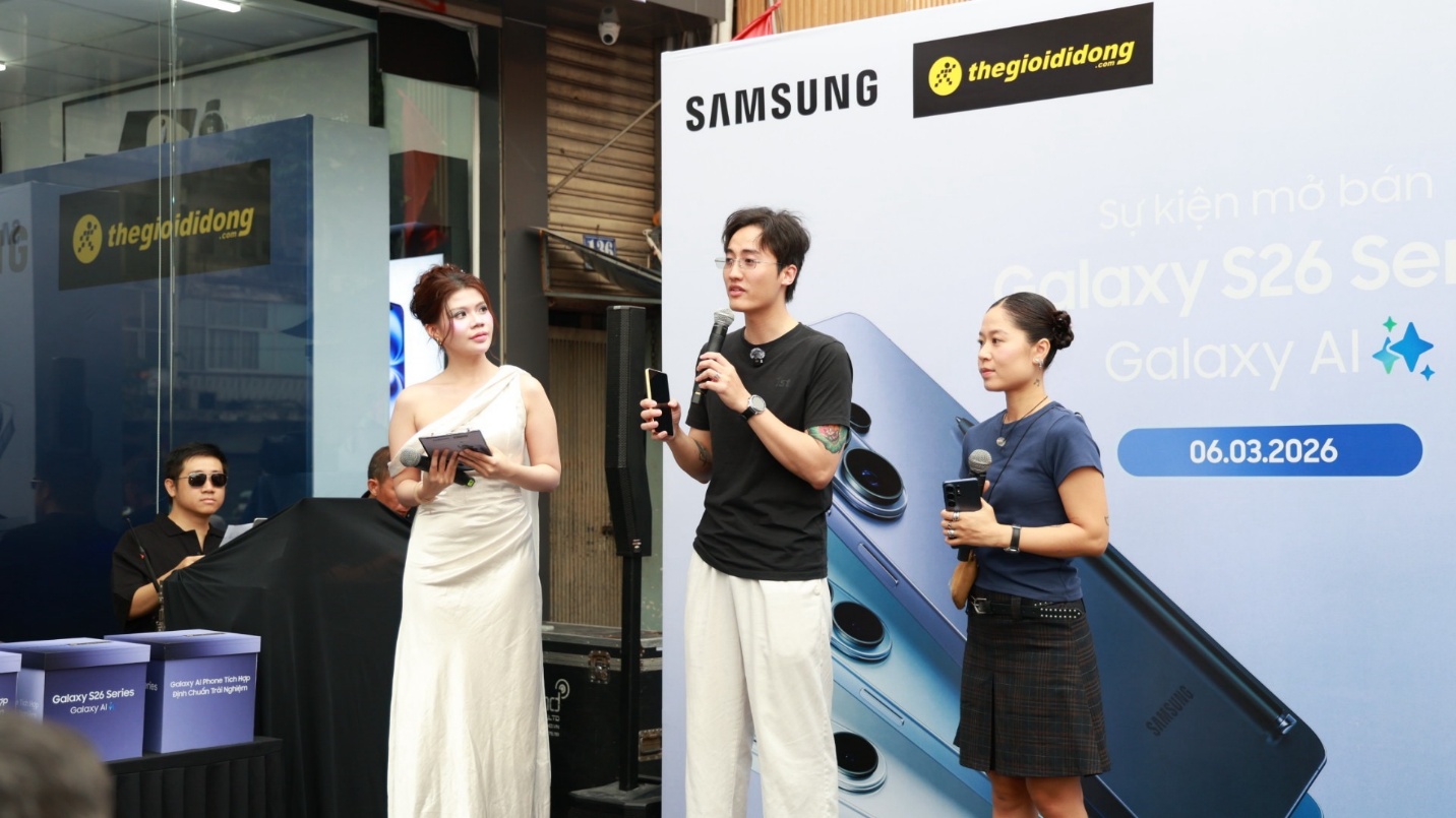 Kh&aacute;ch h&agrave;ng Thế Giới Di Động trở th&agrave;nh những người đầu ti&ecirc;n sở hữu Galaxy S26 Series - Ảnh 2.