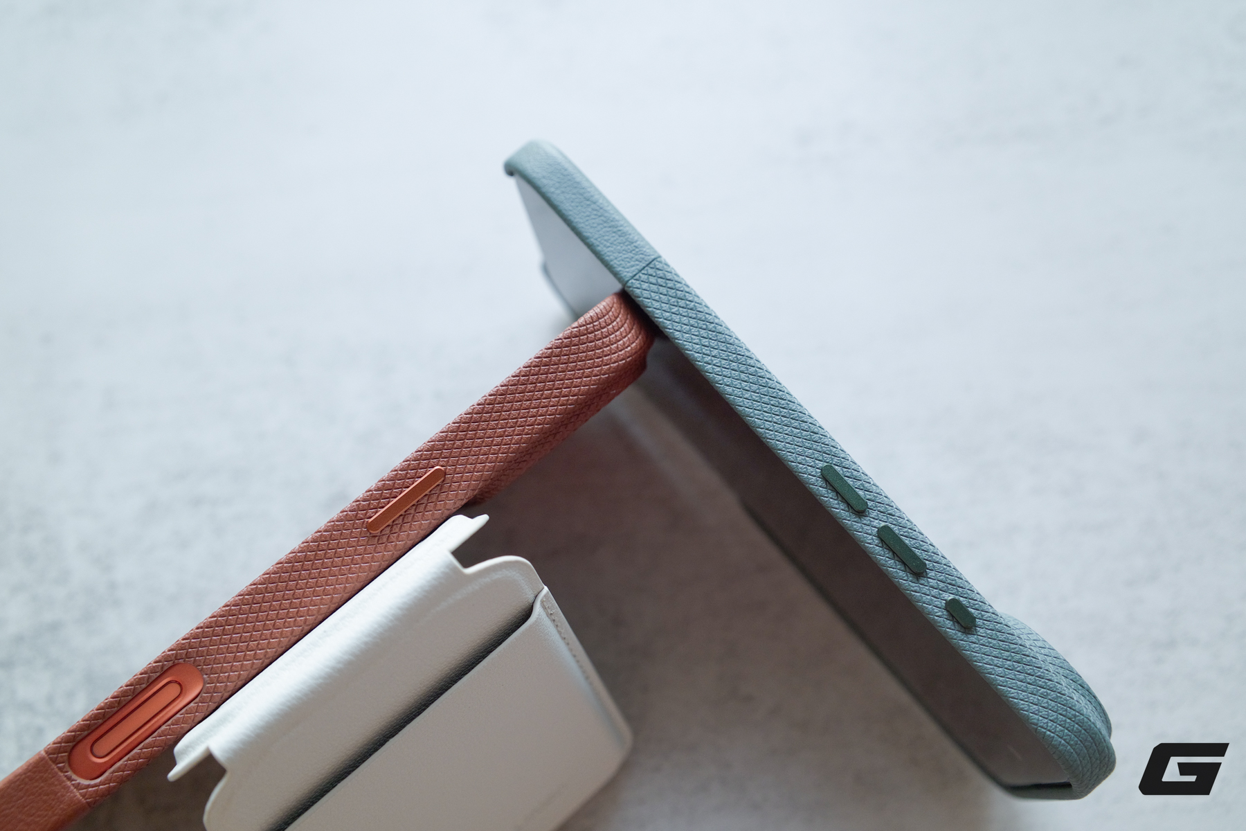 Tr&ecirc;n tay Native Union (Re)Classic cho iPhone 17 Pro Max v&agrave; iPhone Air: Tối giản, chỉn chu từng chi tiết, MagSafe sạc kh&ocirc;ng cần th&aacute;o ốp - Ảnh 12.