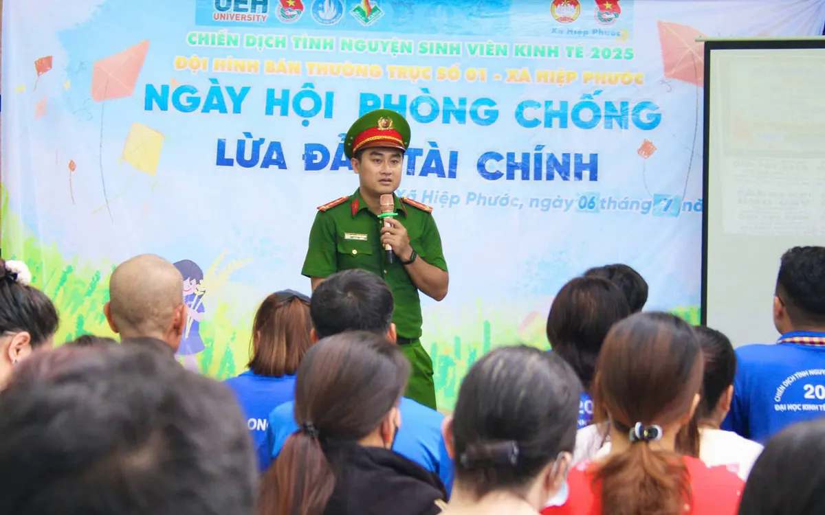 App vay tiền: Khi &ldquo;đ&ograve;i nợ&rdquo; trở th&agrave;nh tội phạm v&agrave; c&aacute;ch tho&aacute;t &ldquo;bẫy&rdquo; - Ảnh 1.