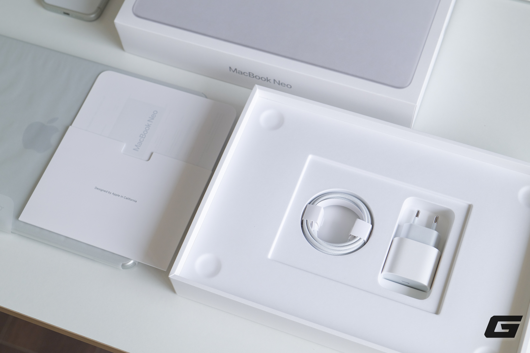 Đ&acirc;y rồi MacBook Neo ch&iacute;nh h&atilde;ng Việt Nam: Thiết kế qu&aacute; ngon trong tầm gi&aacute;, hứa hẹn thu h&uacute;t kh&ocirc;ng &iacute;t người d&ugrave;ng Win chuyển sang- Ảnh 4.