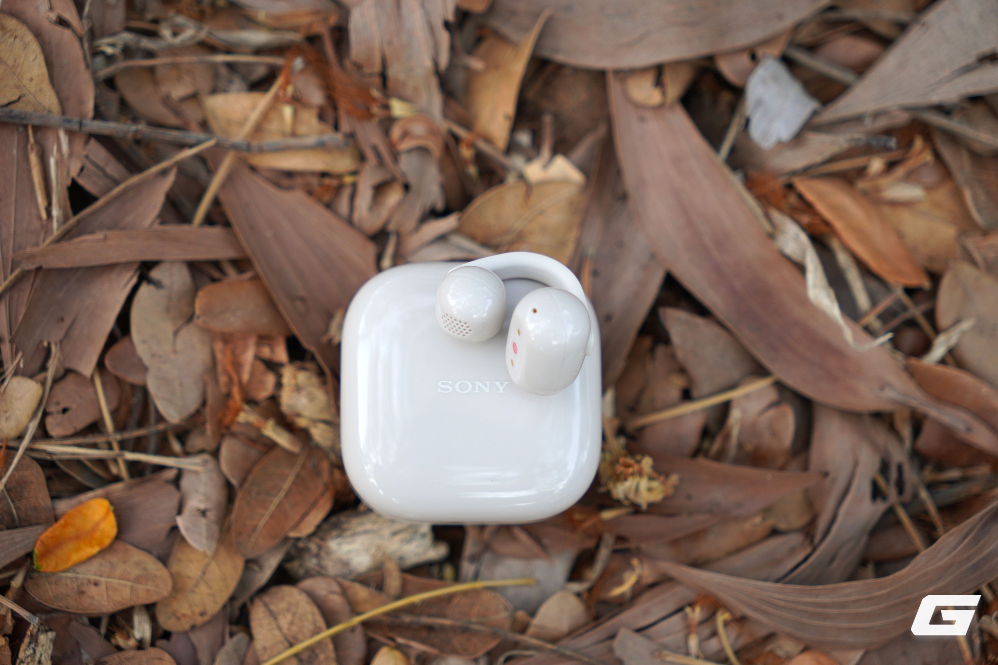 Đ&aacute;nh gi&aacute; Sony LinkBuds Clip: Chiếc tai nghe khiến t&ocirc;i nghĩ kh&aacute;c về tai nghe - Ảnh 43.