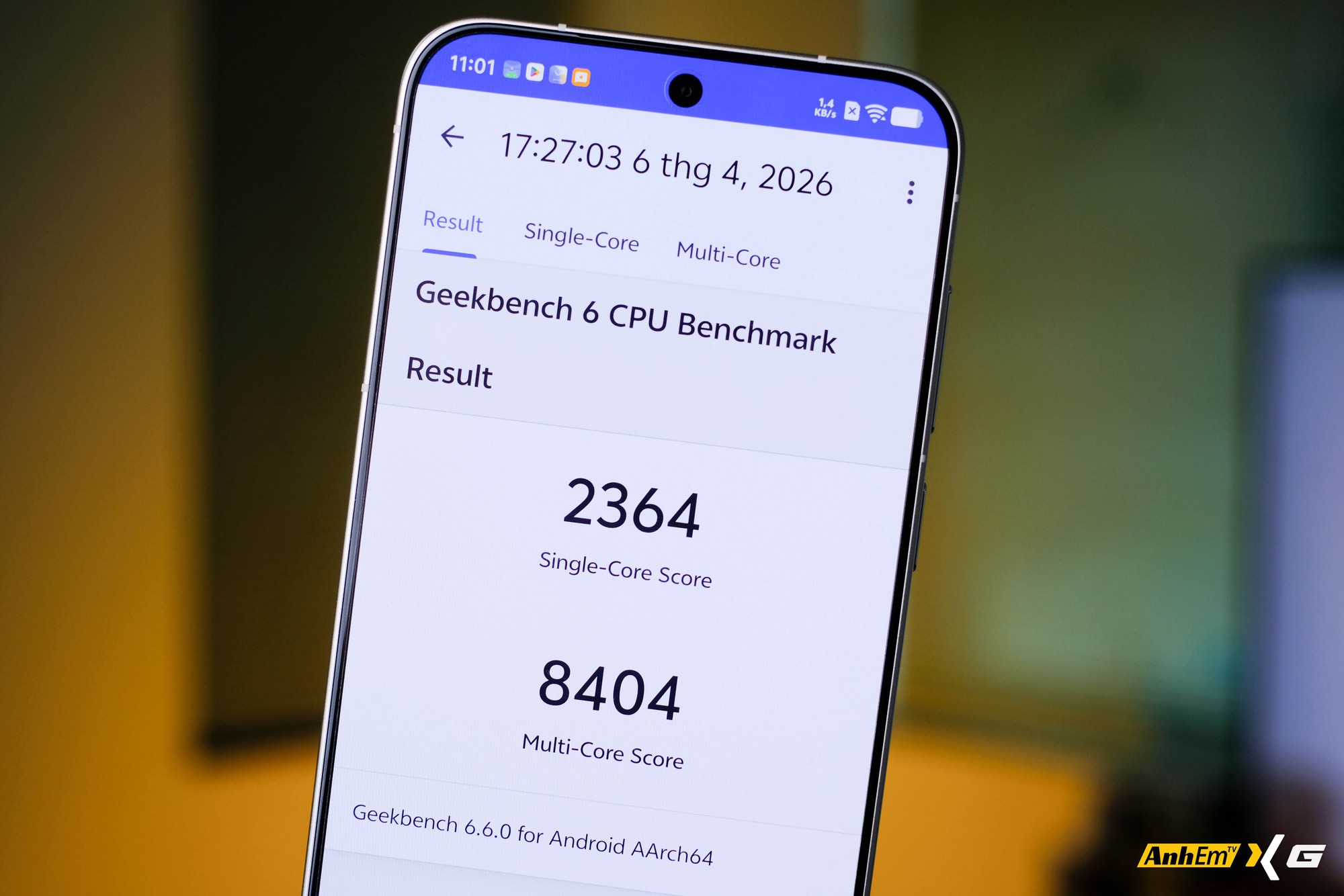 Tr&ecirc;n tay vivo X300s tại Việt Nam: Nhẹ nh&agrave;ng hơn bản Ultra nhưng pin c&ograve;n &ldquo;tr&acirc;u&rdquo; hơn - Ảnh 16.