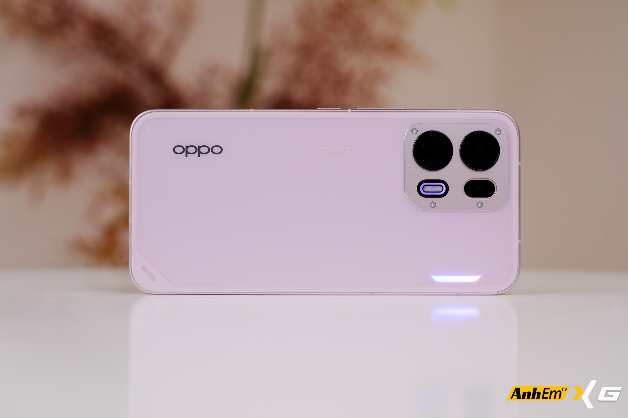 Tr&ecirc;n tay OPPO K15 Pro tại Việt Nam: Smartphone gaming c&oacute; quạt tản nhiệt, pin 7.500mAh - Ảnh 9.