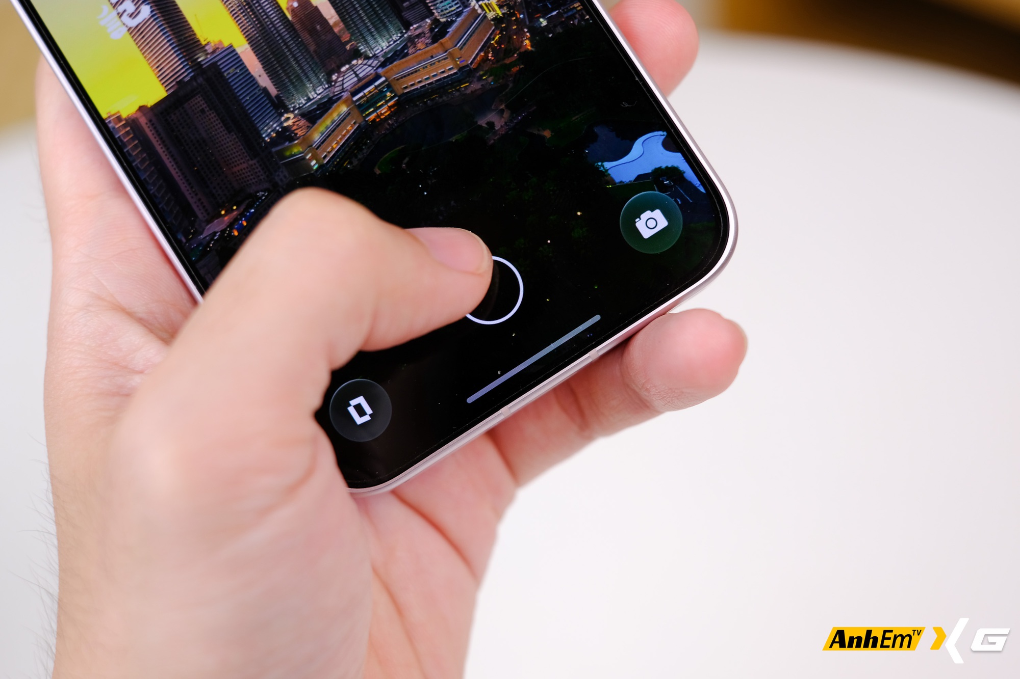 Tr&ecirc;n tay OPPO K15 Pro tại Việt Nam: Smartphone gaming c&oacute; quạt tản nhiệt, pin 7.500mAh - Ảnh 5.