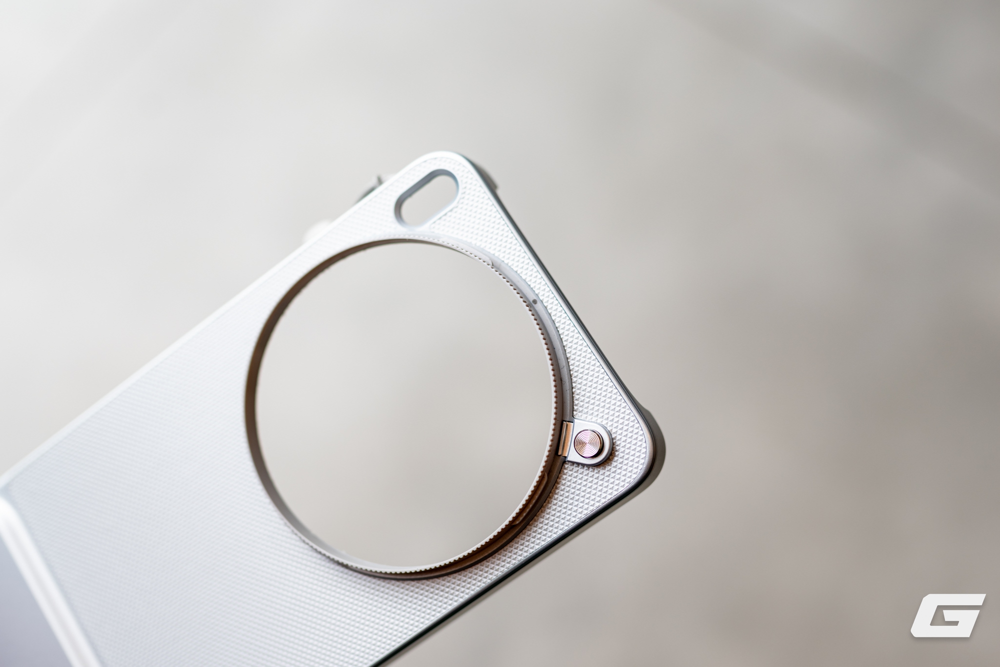 Cận cảnh vivo X300 Ultra ch&iacute;nh h&atilde;ng tại Việt Nam: &ldquo;Tr&ugrave;m cuối&rdquo; camera th&igrave; c&oacute; g&igrave; kh&aacute;c biệt? - Ảnh 18.