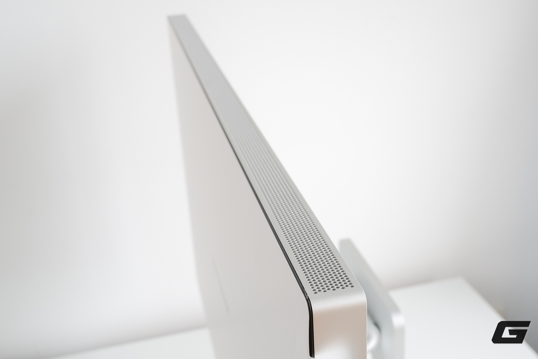 Tr&ecirc;n b&agrave;n Apple Studio Display XDR nano-texture: D&ugrave;ng rồi mới hiểu v&igrave; sao m&agrave;n h&igrave;nh Apple lu&ocirc;n c&oacute; sức h&uacute;t ri&ecirc;ng - Ảnh 25.