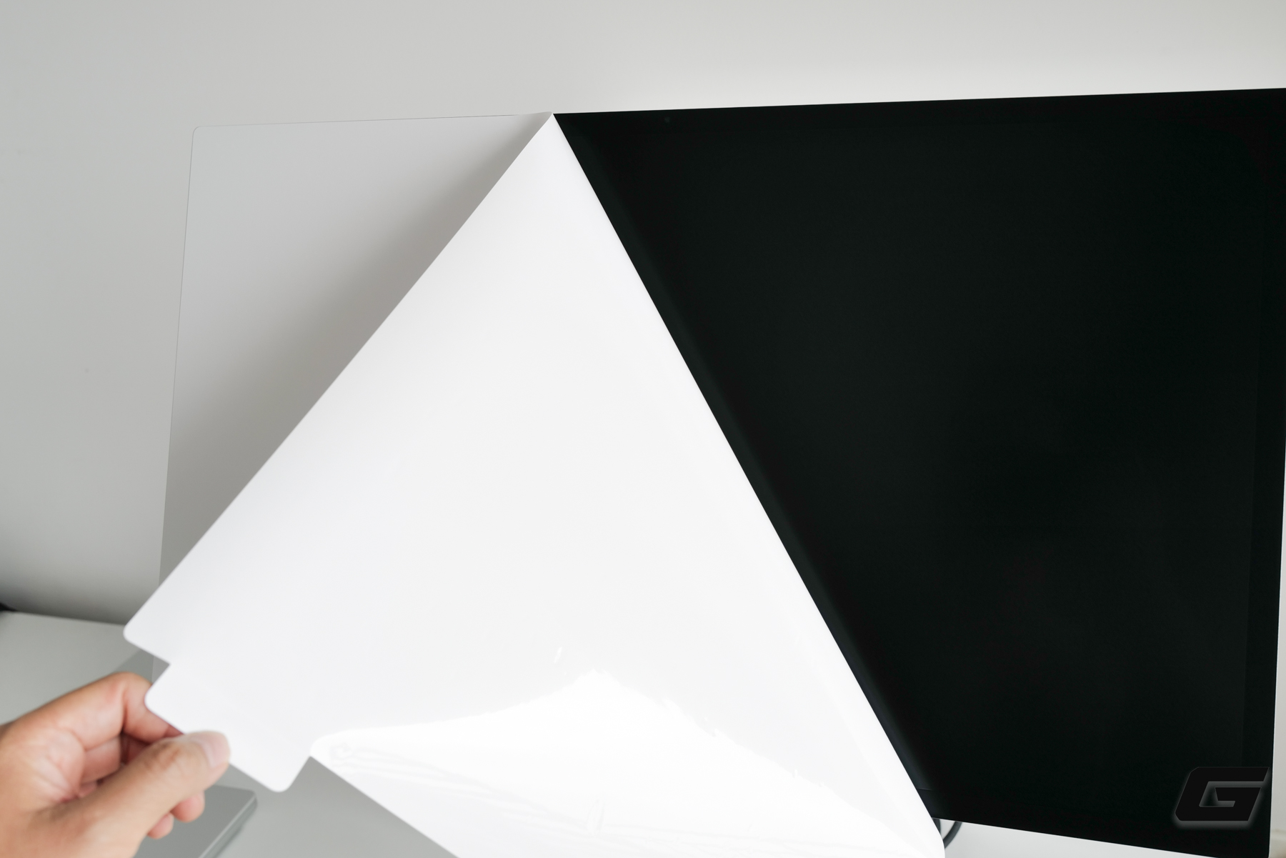 Tr&ecirc;n b&agrave;n Apple Studio Display XDR nano-texture: D&ugrave;ng rồi mới hiểu v&igrave; sao m&agrave;n h&igrave;nh Apple lu&ocirc;n c&oacute; sức h&uacute;t ri&ecirc;ng - Ảnh 12.