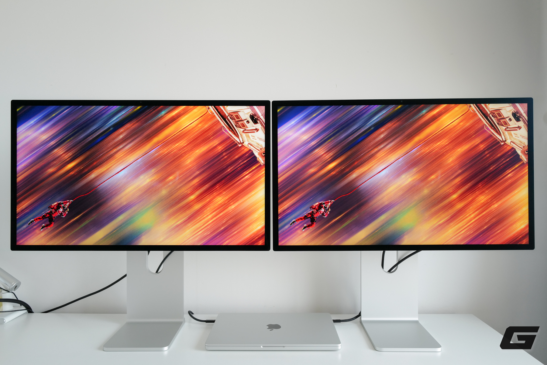 Tr&ecirc;n b&agrave;n Apple Studio Display XDR nano-texture: D&ugrave;ng rồi mới hiểu v&igrave; sao m&agrave;n h&igrave;nh Apple lu&ocirc;n c&oacute; sức h&uacute;t ri&ecirc;ng - Ảnh 38.