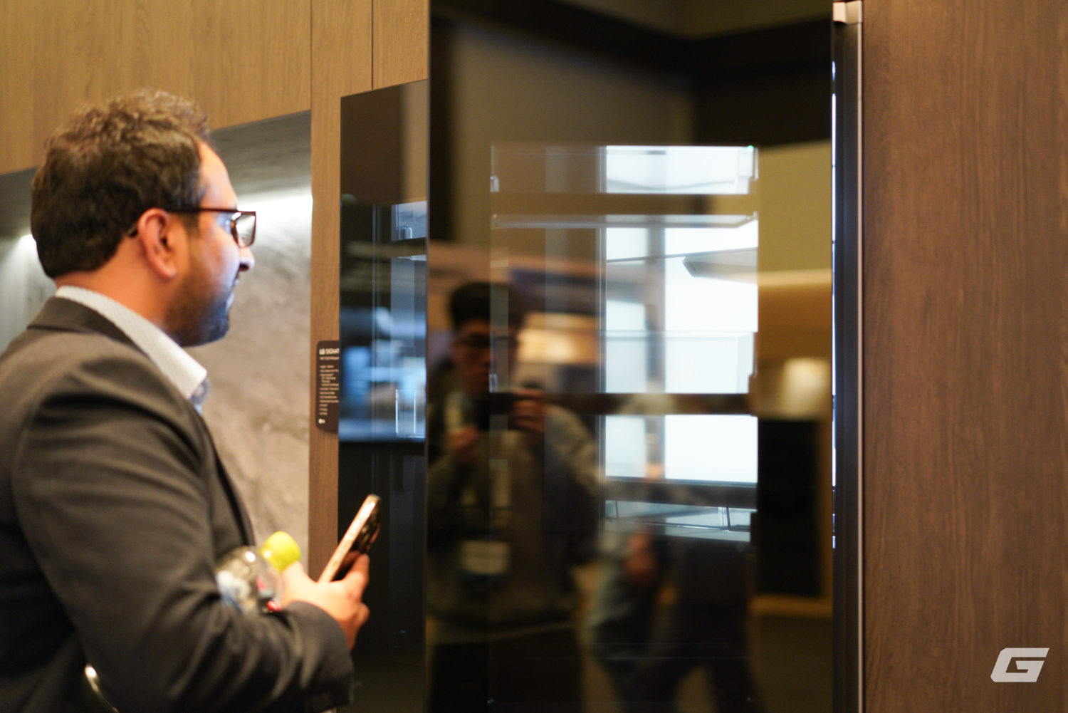 Tham quan một v&ograve;ng c&aacute;c sản phẩm LG SIGNATURE tại InnoFest 2026: Kh&ocirc;ng chỉ đẹp, tiện, sang m&agrave; c&ograve;n &ldquo;hiểu&rdquo; bạn- Ảnh 2.