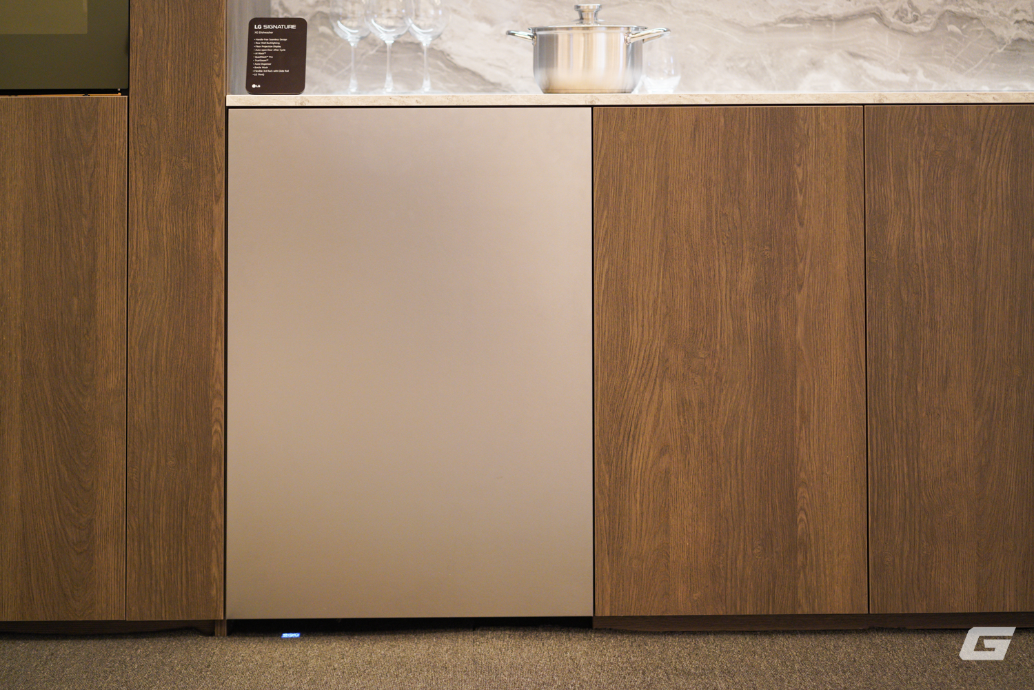 Tham quan một v&ograve;ng c&aacute;c sản phẩm LG SIGNATURE tại InnoFest 2026: Kh&ocirc;ng chỉ đẹp, tiện, sang m&agrave; c&ograve;n &ldquo;hiểu&rdquo; bạn- Ảnh 11.