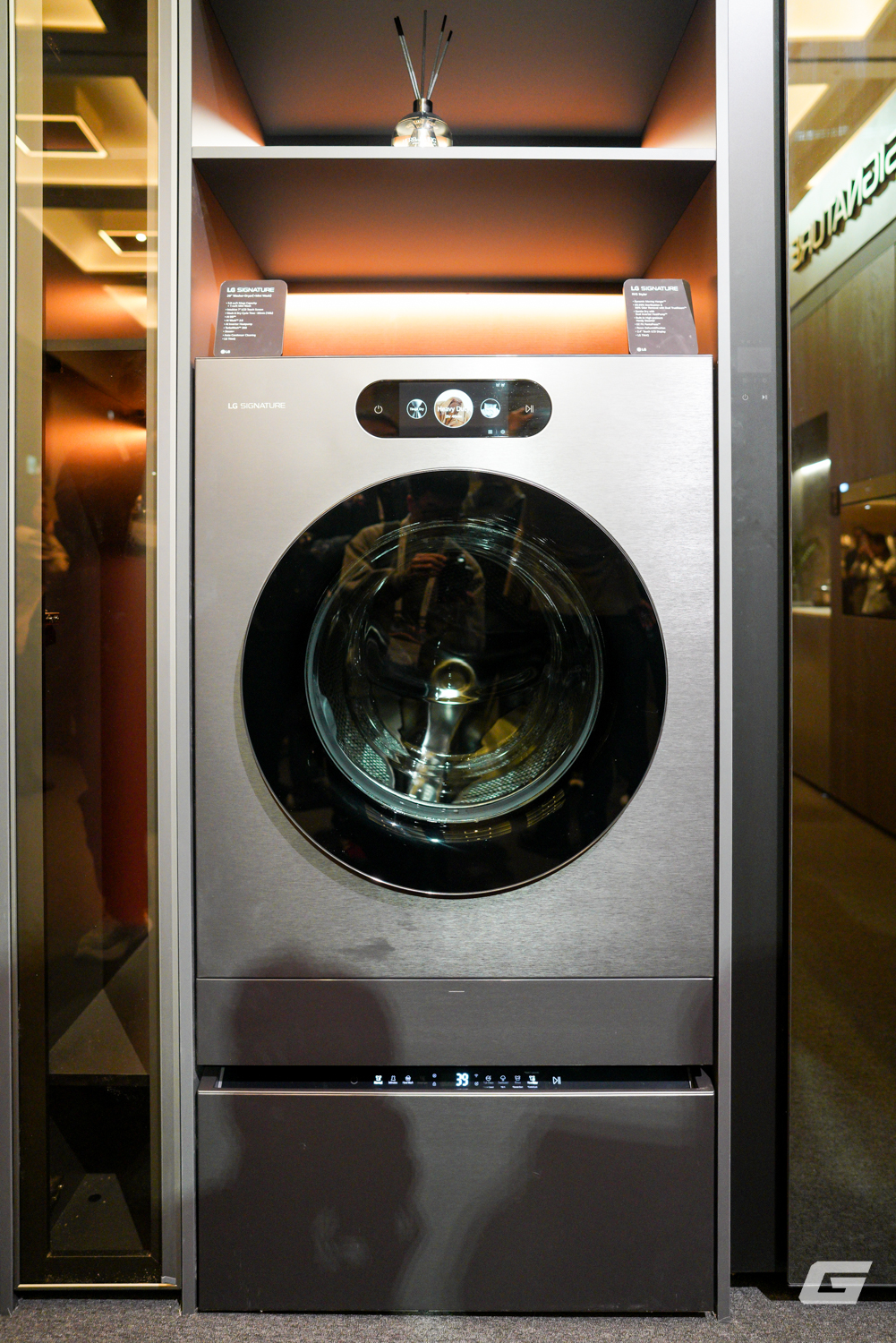 Tham quan một v&ograve;ng c&aacute;c sản phẩm LG SIGNATURE tại InnoFest 2026: Kh&ocirc;ng chỉ đẹp, tiện, sang m&agrave; c&ograve;n &ldquo;hiểu&rdquo; bạn- Ảnh 7.
