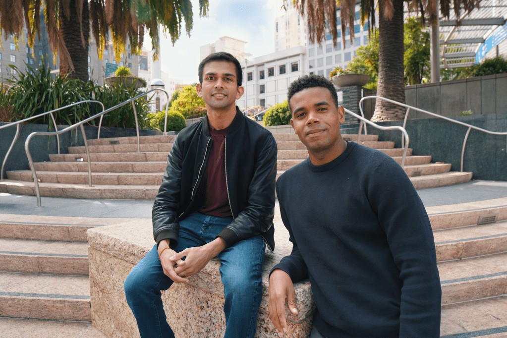 Apple chặn ứng dụng lập tr&igrave;nh AI, startup bị x&oacute;a khỏi App Store đến hai lần - Ảnh 1.