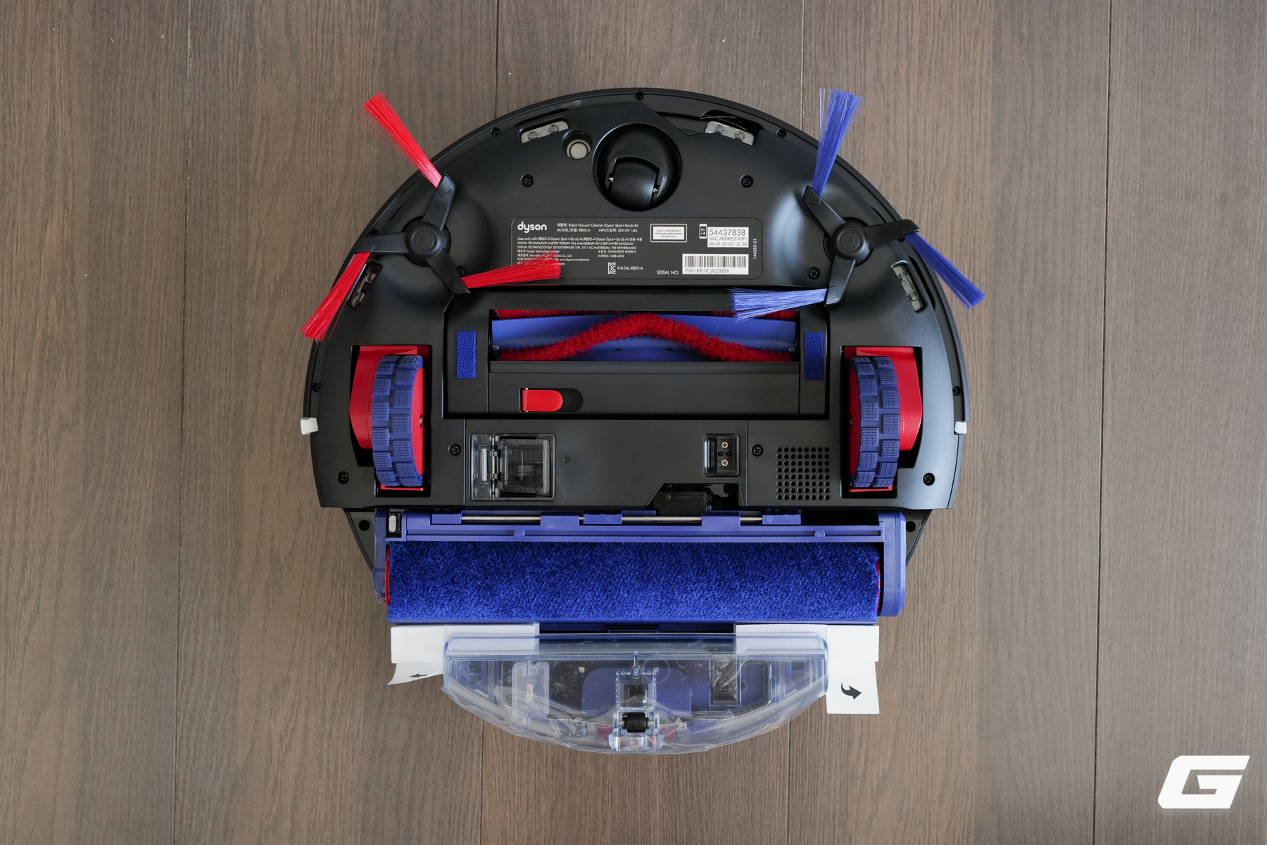 Đ&acirc;y l&agrave; robot h&uacute;t bụi lau nh&agrave; AI 35 triệu của Dyson: 3 th&ugrave;ng chứa, 2 chổi, 1 con lăn, 0 chi ph&iacute; t&uacute;i r&aacute;c- Ảnh 5.