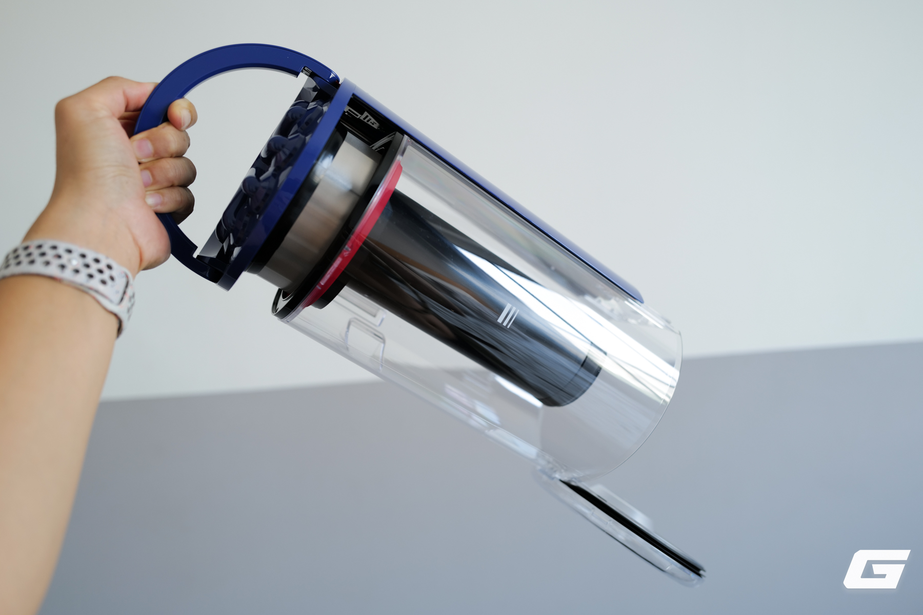 Đ&acirc;y l&agrave; robot h&uacute;t bụi lau nh&agrave; AI 35 triệu của Dyson: 3 th&ugrave;ng chứa, 2 chổi, 1 con lăn, 0 chi ph&iacute; t&uacute;i r&aacute;c- Ảnh 20.