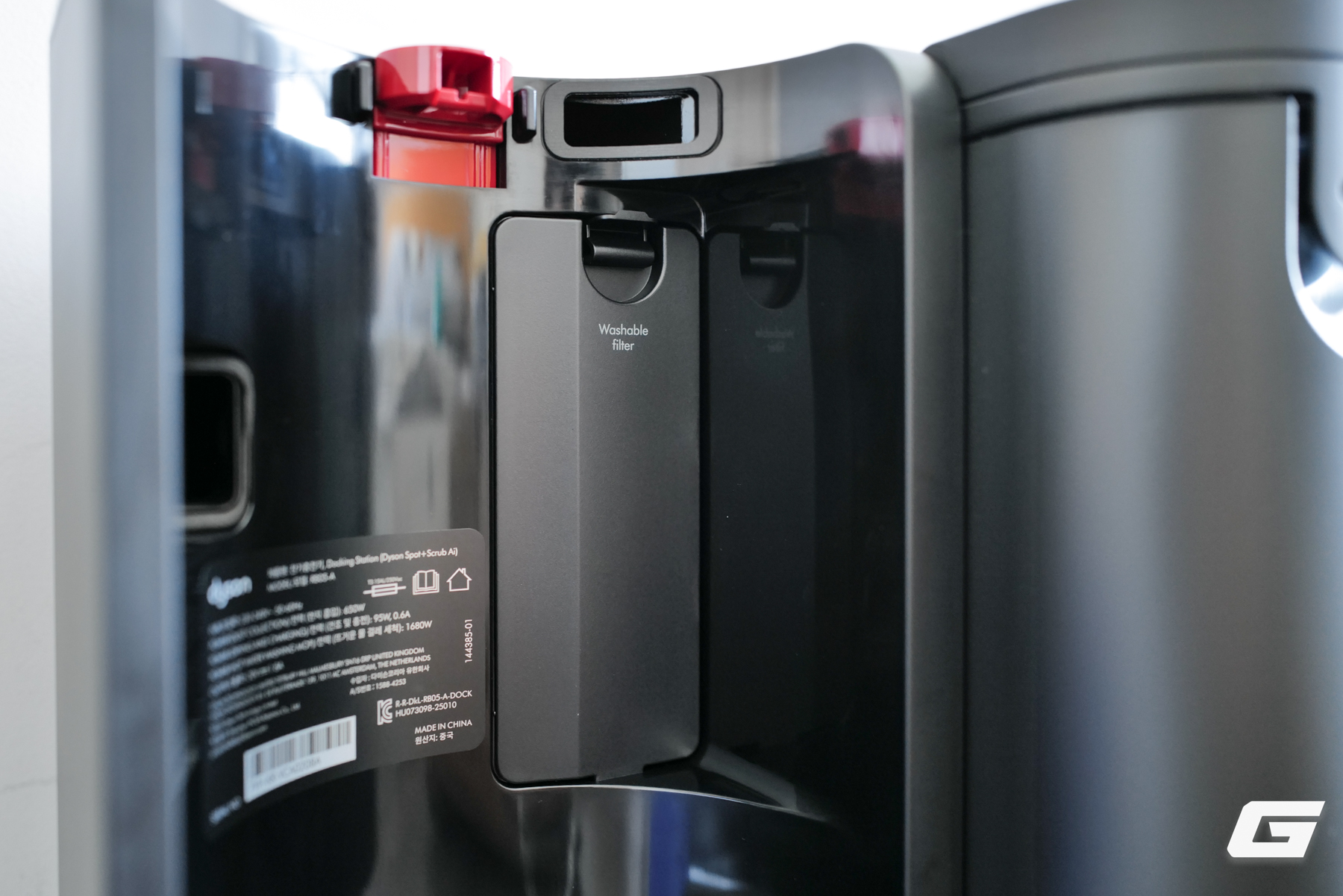 Đ&acirc;y l&agrave; robot h&uacute;t bụi lau nh&agrave; AI 35 triệu của Dyson: 3 th&ugrave;ng chứa, 2 chổi, 1 con lăn, 0 chi ph&iacute; t&uacute;i r&aacute;c- Ảnh 22.