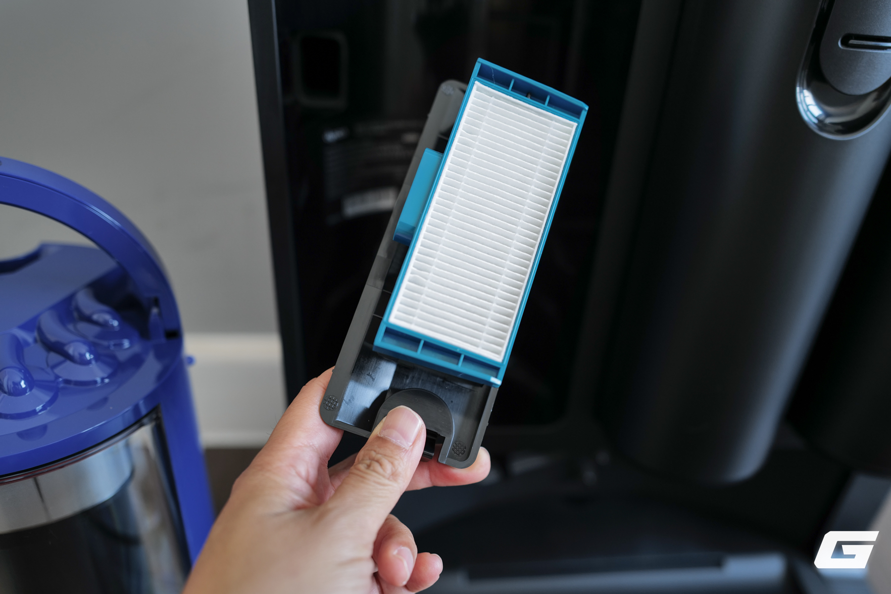 Đ&acirc;y l&agrave; robot h&uacute;t bụi lau nh&agrave; AI 35 triệu của Dyson: 3 th&ugrave;ng chứa, 2 chổi, 1 con lăn, 0 chi ph&iacute; t&uacute;i r&aacute;c- Ảnh 23.