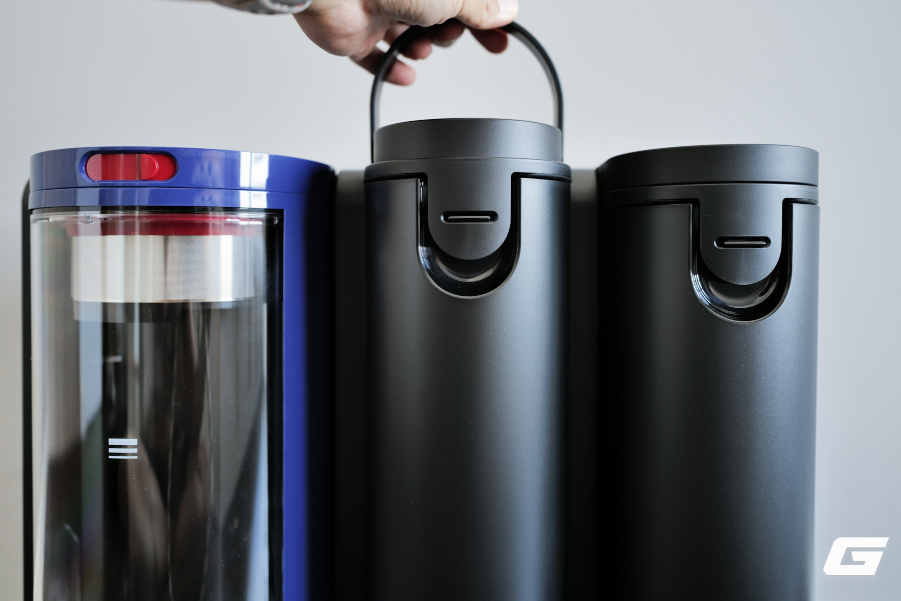 Đ&acirc;y l&agrave; robot h&uacute;t bụi lau nh&agrave; AI 35 triệu của Dyson: 3 th&ugrave;ng chứa, 2 chổi, 1 con lăn, 0 chi ph&iacute; t&uacute;i r&aacute;c- Ảnh 31.